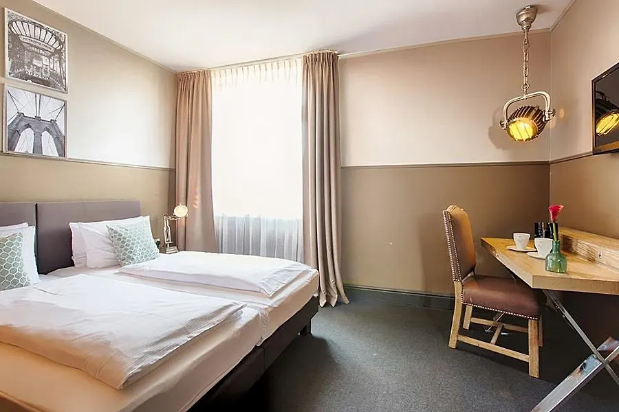 Nyx Hotel Mannheim By Leonardo Hotels